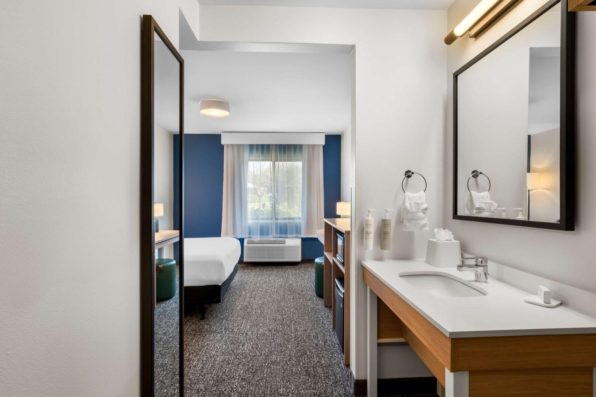 Spark By Hilton Grapevine Dfw North Exterior foto